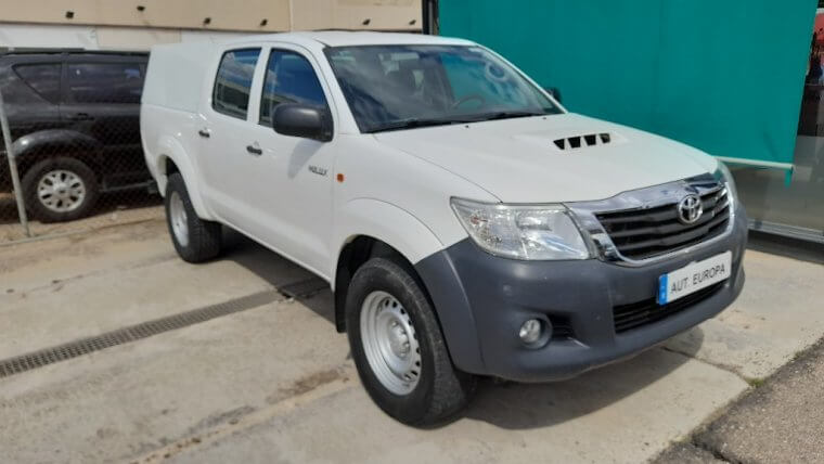 TOYOTA Hilux 2.5 D4D Doble Cabina GX 4×4