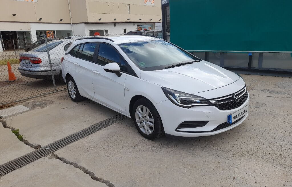 OPEL Astra 1.6 CDTi 81kW 110CV Selective ST