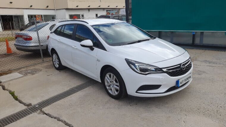 OPEL Astra 1.6 CDTi 81kW 110CV Selective ST