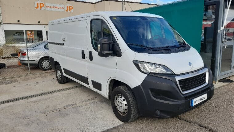 PEUGEOT Boxer 333 L2H1 BlueHDi 81KW 110CV